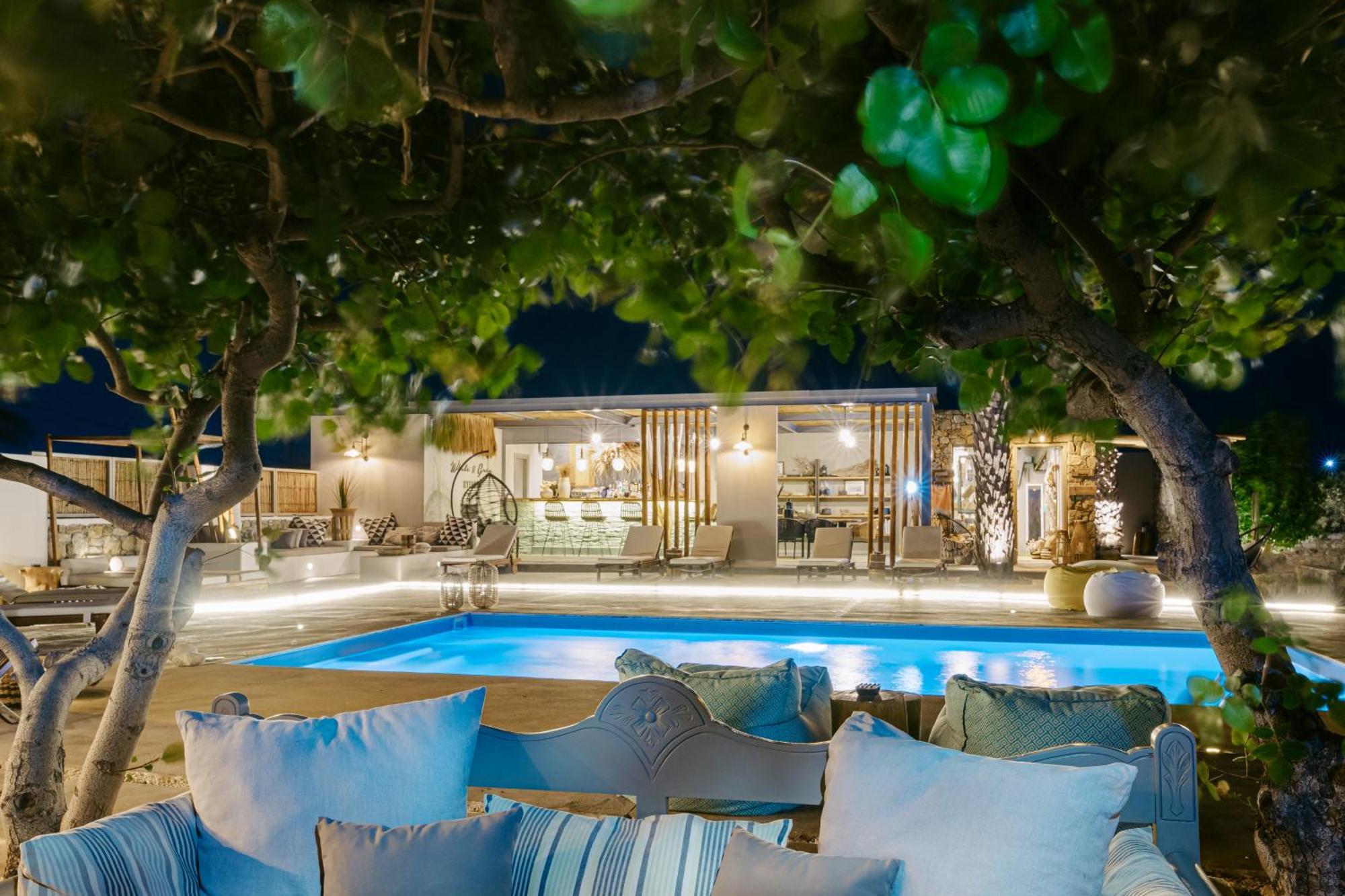 White And Grey Apartment Mykonos Town Exterior foto